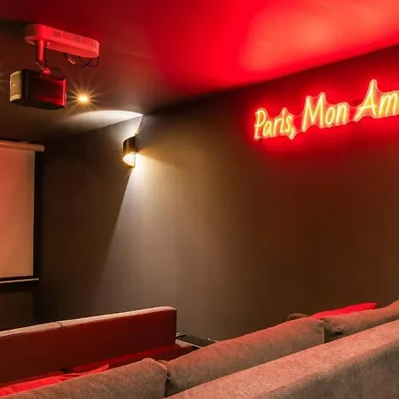 Parisconciergerie - Duplex For 12 With Cinema, 4br Apartment Paris