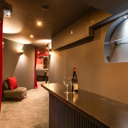 Parisconciergerie - Duplex For 12 With Cinema, 4br Apartment *